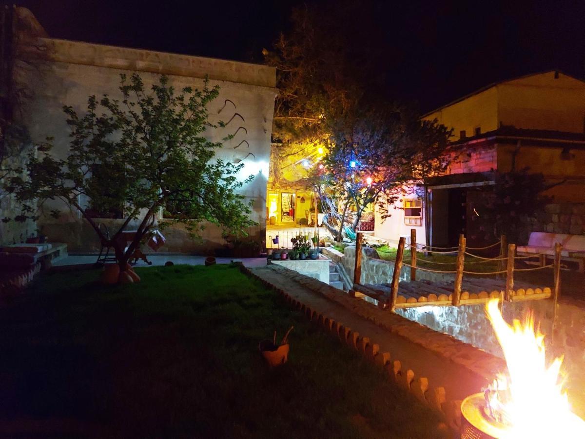 ARMEsos Cave Hotel Ürgüp Exterior foto